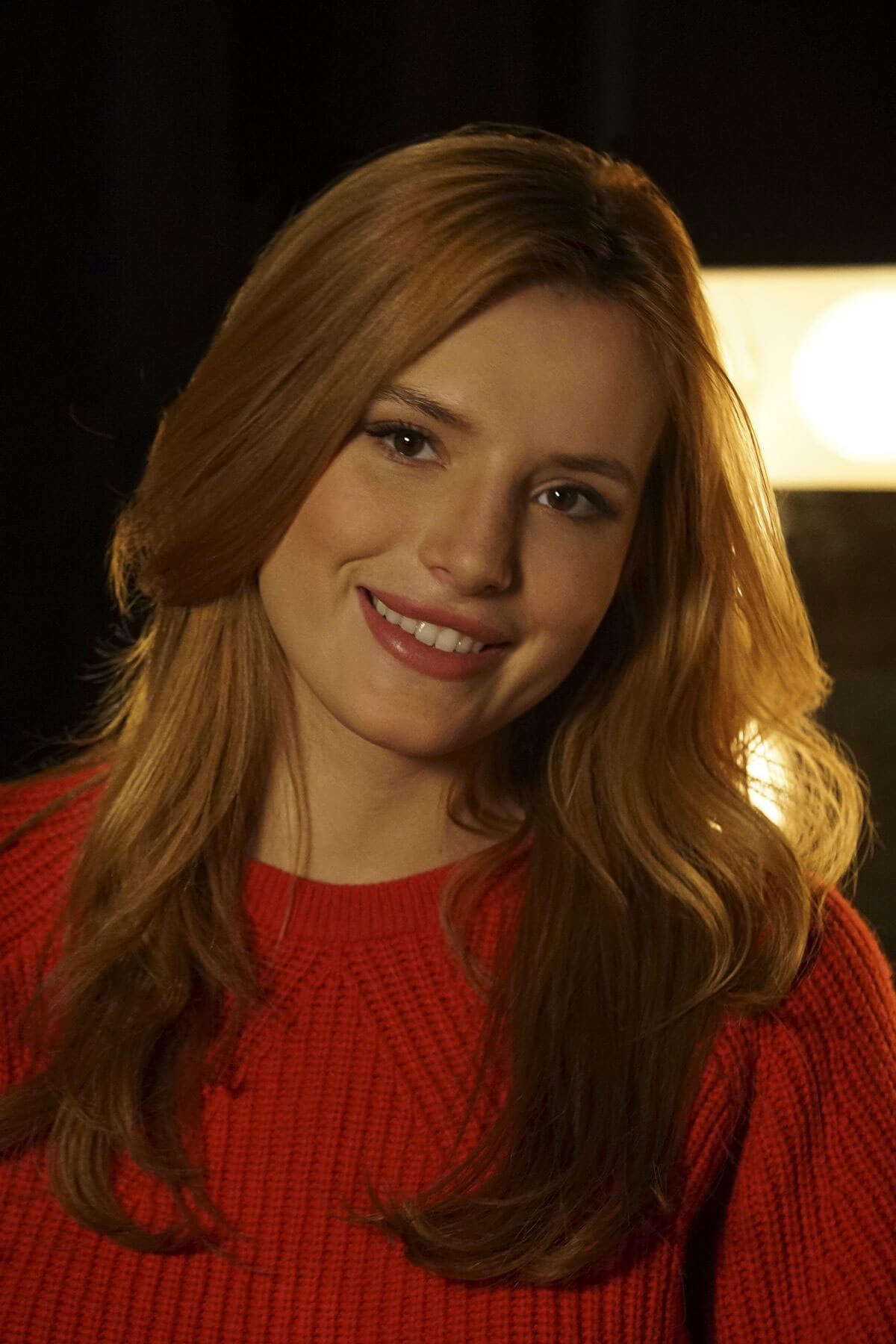 Bella Thorne at Famous in Love, Season 1 Episode 03, Promos