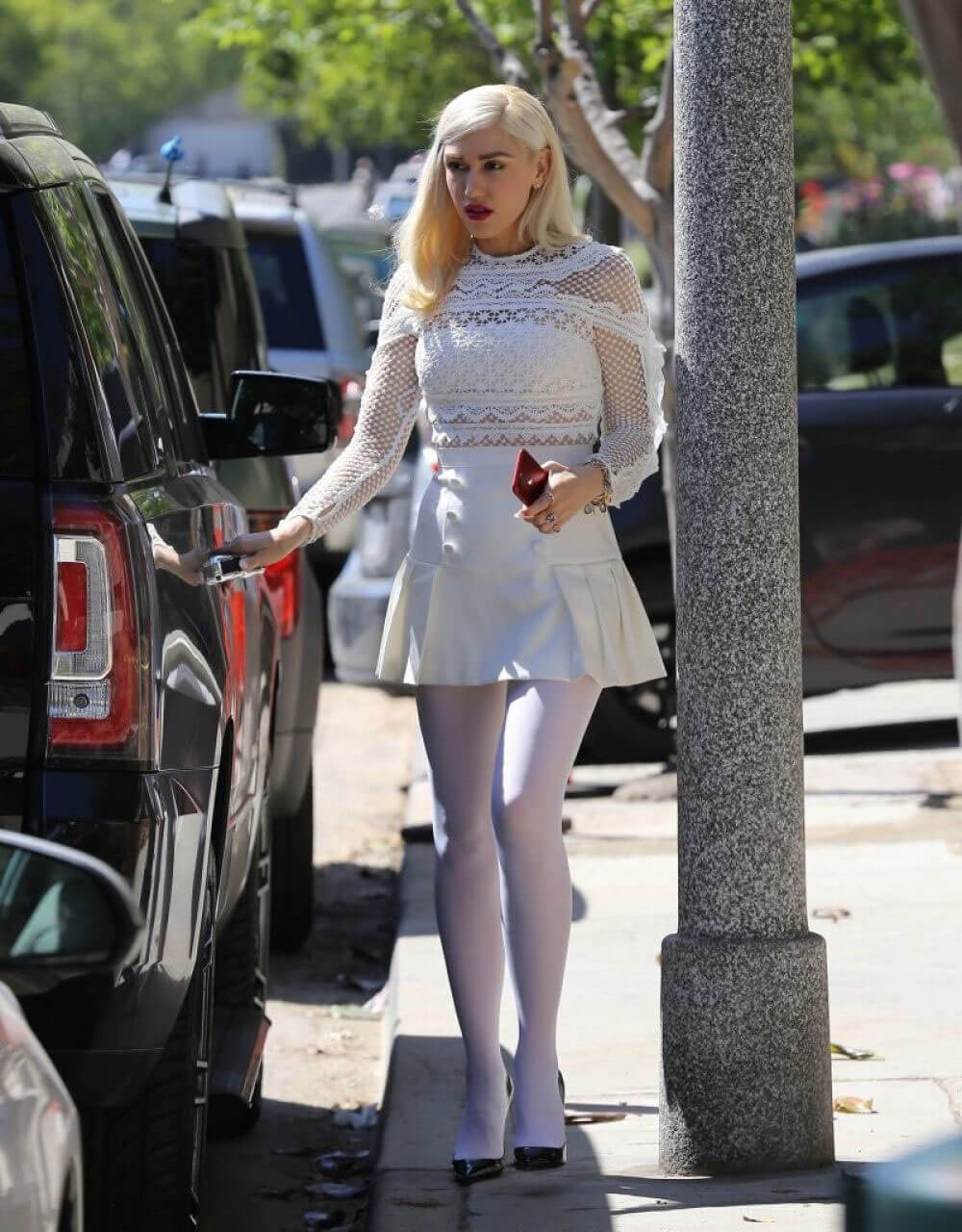 Gwen Stefani at Easter Services at a Church in Los Angeles