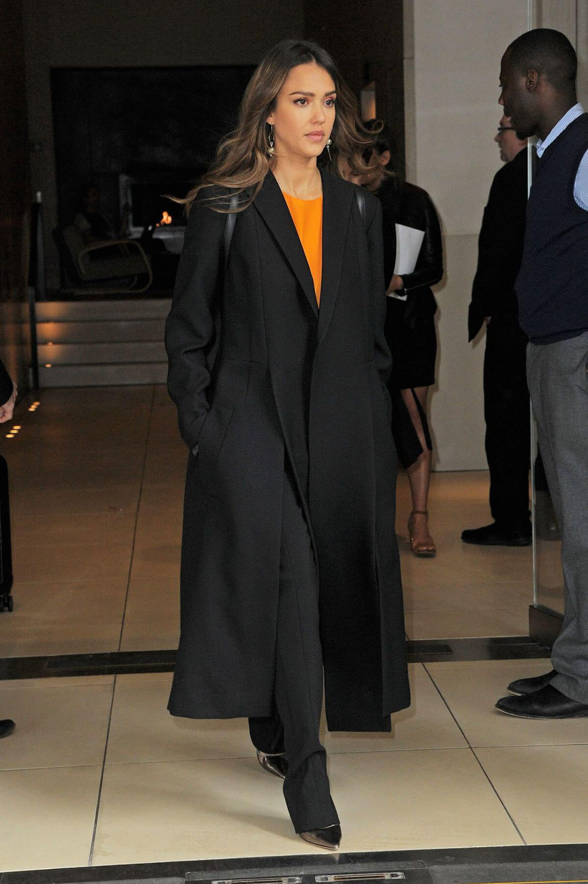 Jessica Alba Leaves Her Hotel in New York