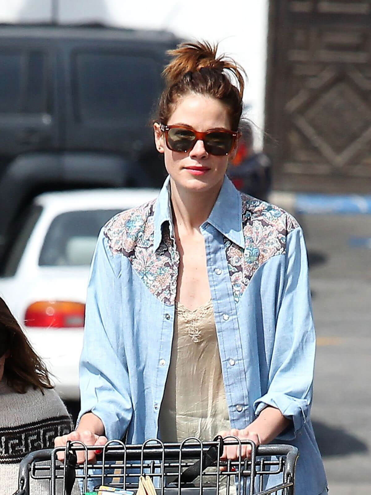 Michelle Monaghan Stills Out Shopping in Los Angeles