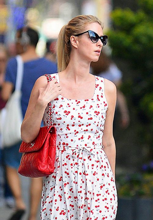 Nicky Hilton Rothschild Shoppig Out in New York 1