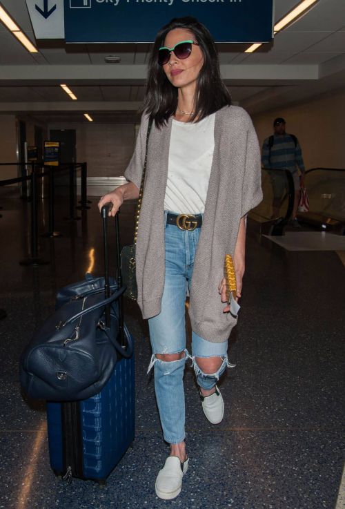 Olivia Munn Stills at Los Angeles International Airport 6