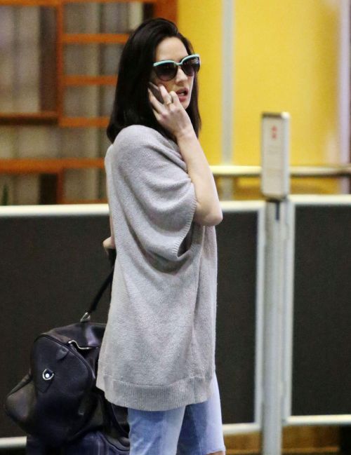 Olivia Munn Stills at Vancouver International Airport 11