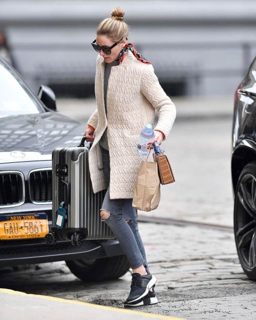Olivia Palermo Stills Out in New York 17