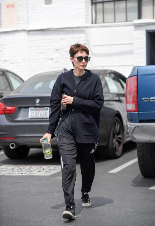 Rooney Mara Stills Leaves a Gym in Los Angeles 2