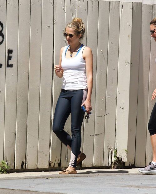 Teresa Palmer wearing in Tights Top & blue Jeans in Los Angeles 9