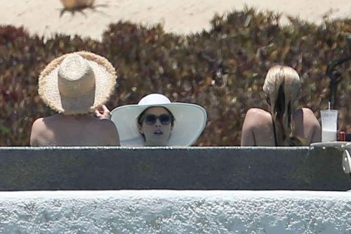 Anna Kendrick, Brittany Snow and Anna Camp on Vacation in Los Cabos 4