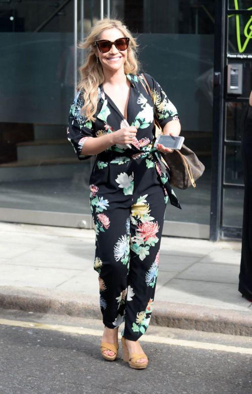 Heidi Range Leaves AOL Studio in London 5