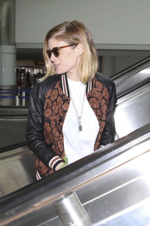 Kate Mara at LAX Airport in Los Angeles 4