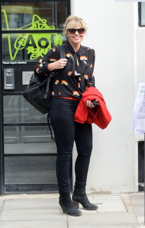 Kate Thornton Leaves AOL Studio in London 4