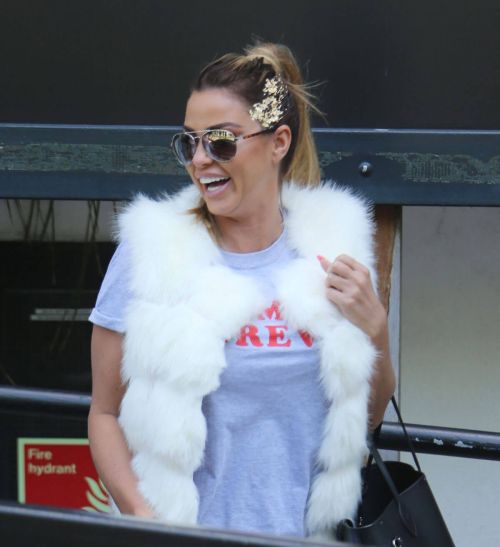 Katie Price Leaves ITV Studios in London 6