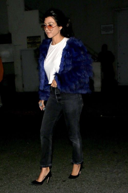 Kourtney Kardashian Stills Leaves a Church in Los Angeles 1