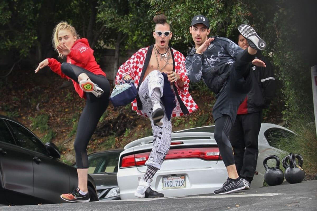 Sophie Turner and Joe Jonas Arrives at a Gym in Los Angeles