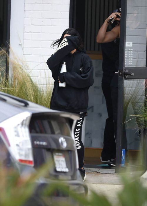 Vanessa Hudgens Leaves Morning Workout in Los Angeles 1