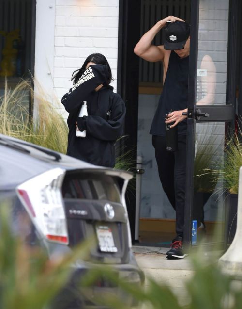Vanessa Hudgens Leaves Morning Workout in Los Angeles 4