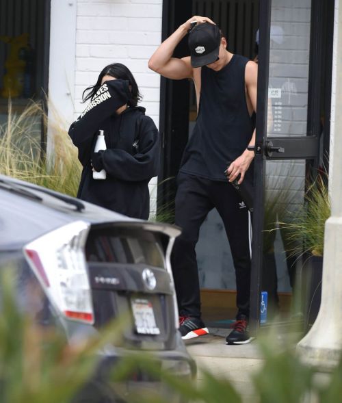 Vanessa Hudgens Leaves Morning Workout in Los Angeles 5