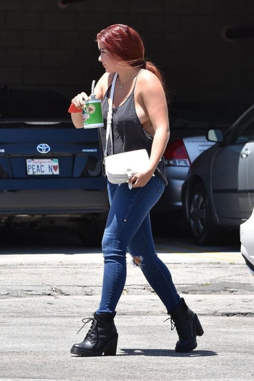 Ariel Winter Stills Out and About in Los Angeles 17