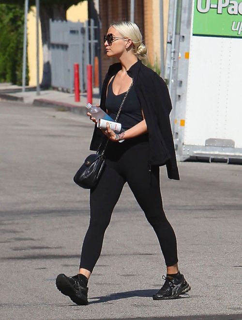 Ashlee Simpson Stills Leaves a Gym in Beverly Hills 1