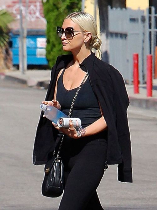 Ashlee Simpson Stills Leaves a Gym in Beverly Hills 5