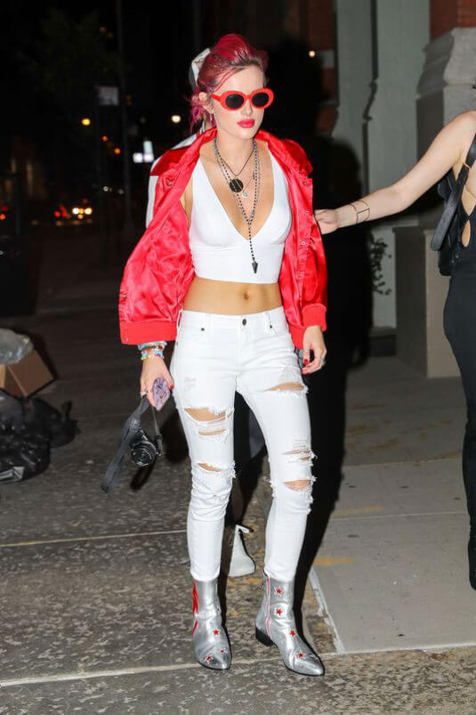 Bella Thorne Stills Out and About in New York 6