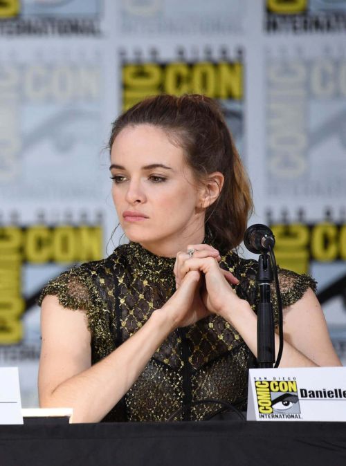 Danielle Panabaker Stills at The Flash Panel at Comic-con in San Diego 4