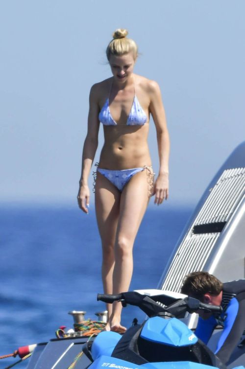 Elle Evans Stills in Bikini at a Yacht in St. Tropez 7