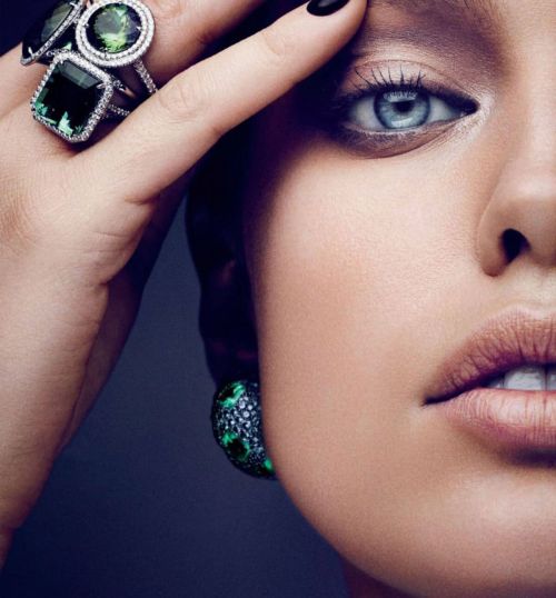 Emily DiDonato Stills for Vogue Magazine, Arabia March 2017 1
