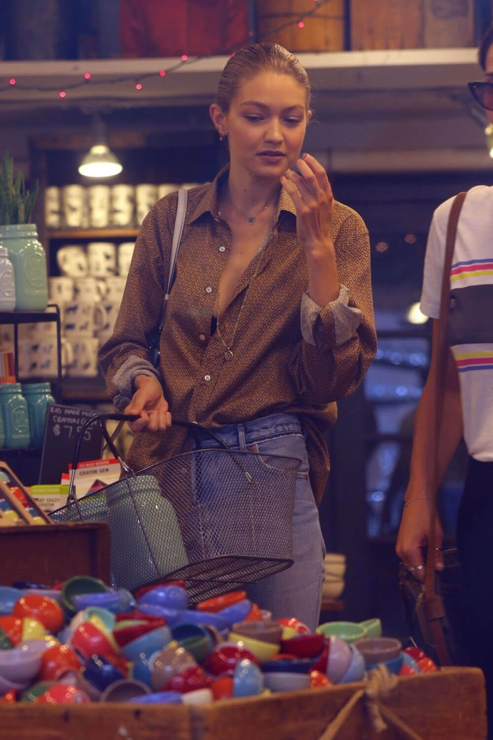 Gigi Hadid Out Shopping in New York Photos