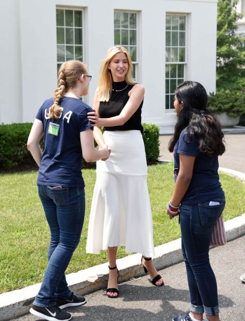 Ivanka Trump with Students Photos in Front of West Wing at White House 1