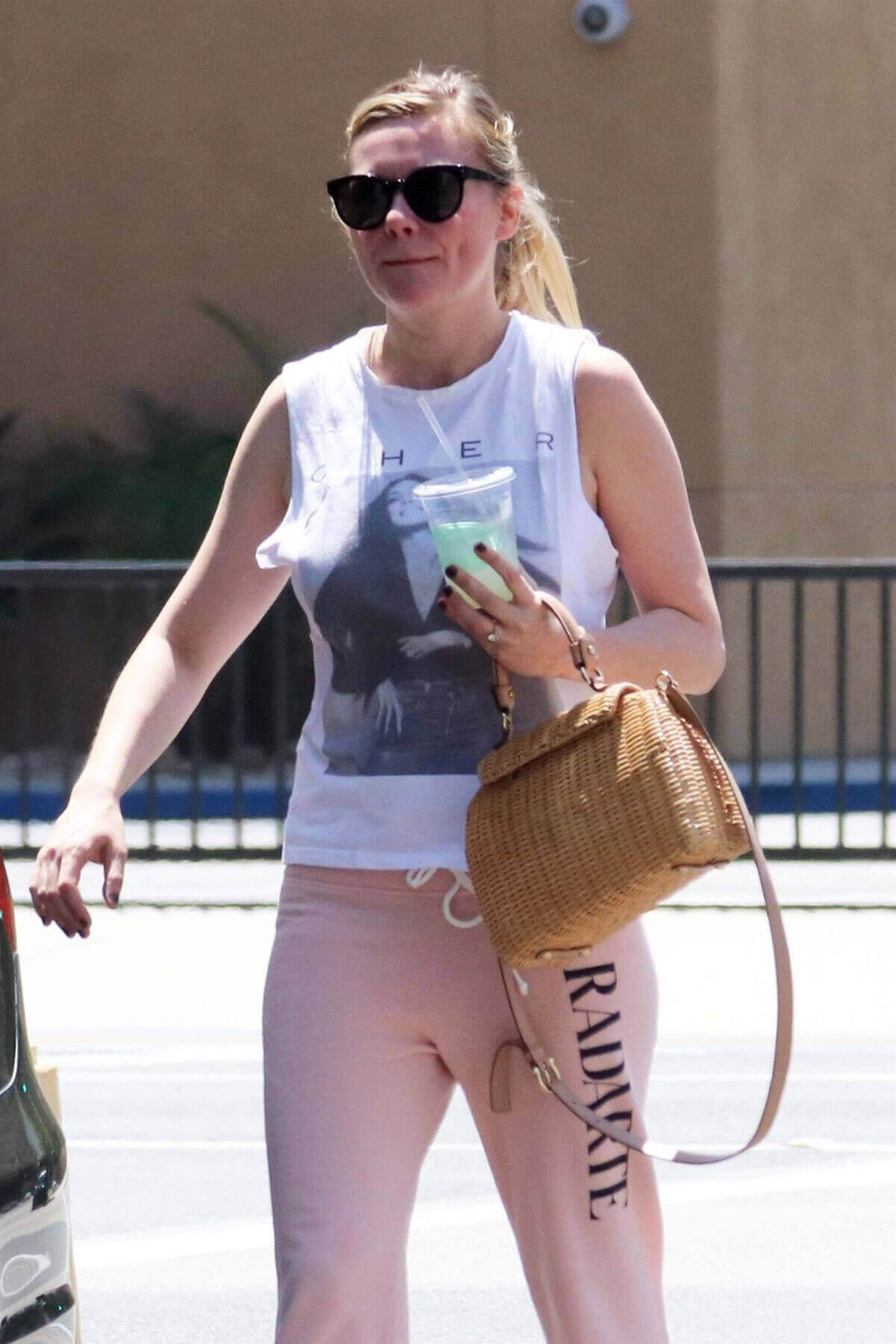 Kirsten Dunst Stills Leaves Olive and Thyme in Burbank Images