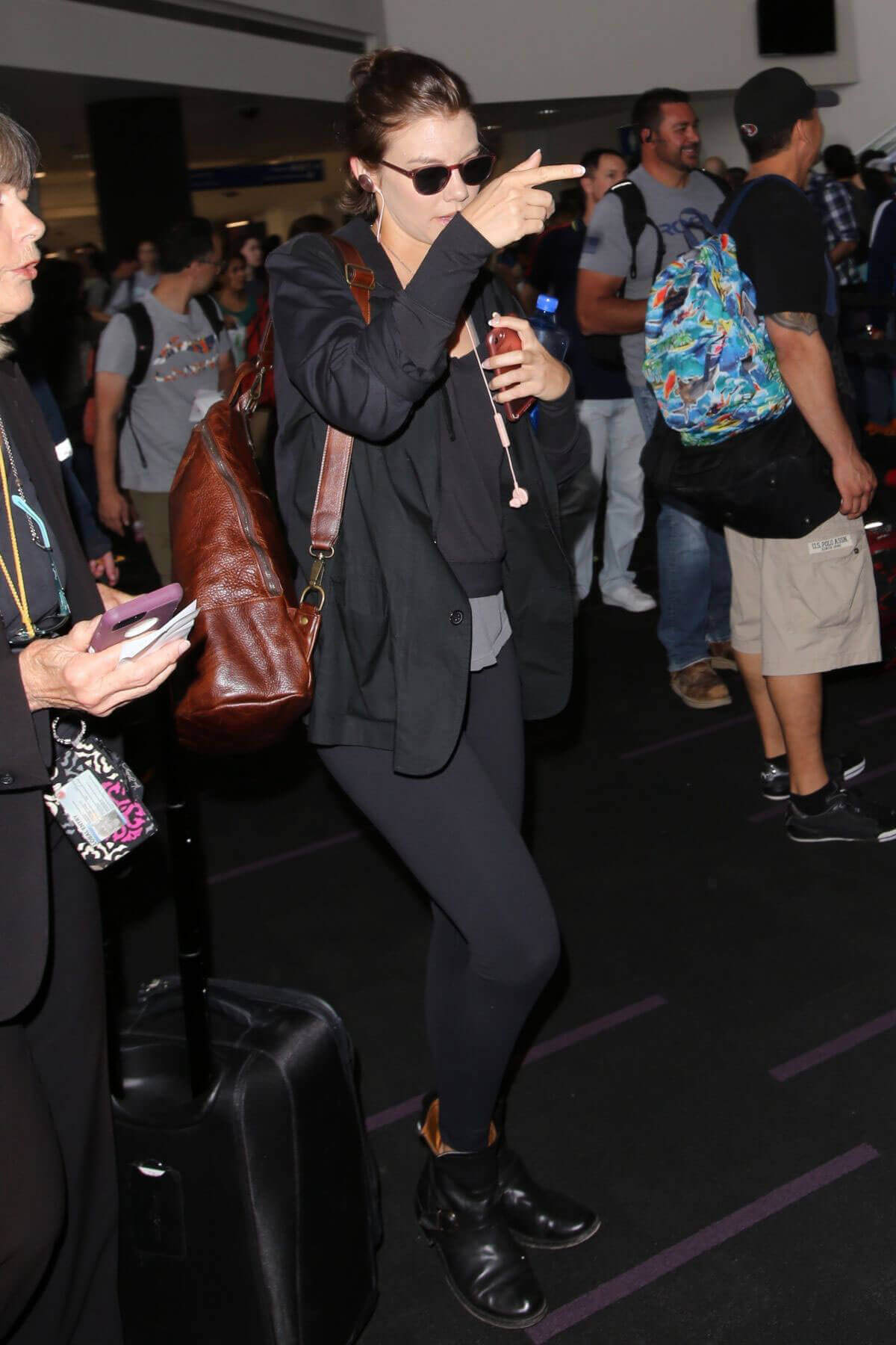 Lauren Cohan Stills at LAX Airport in Los Angeles
