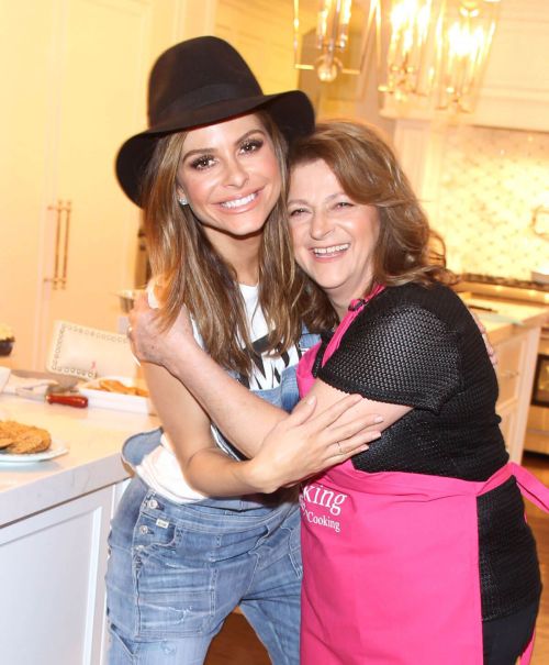 Maria Menounos Stills Reveals She Was Diagnosed With a Brain Tumor