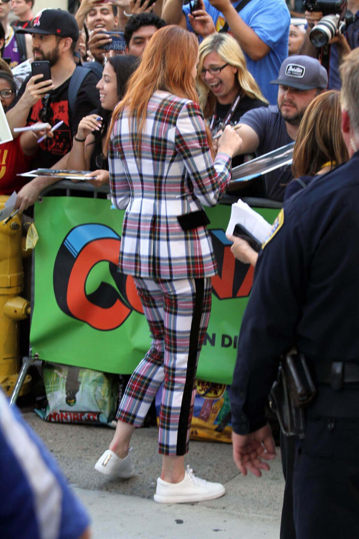 Sophie Turner Photos at Comic-con in San Diego