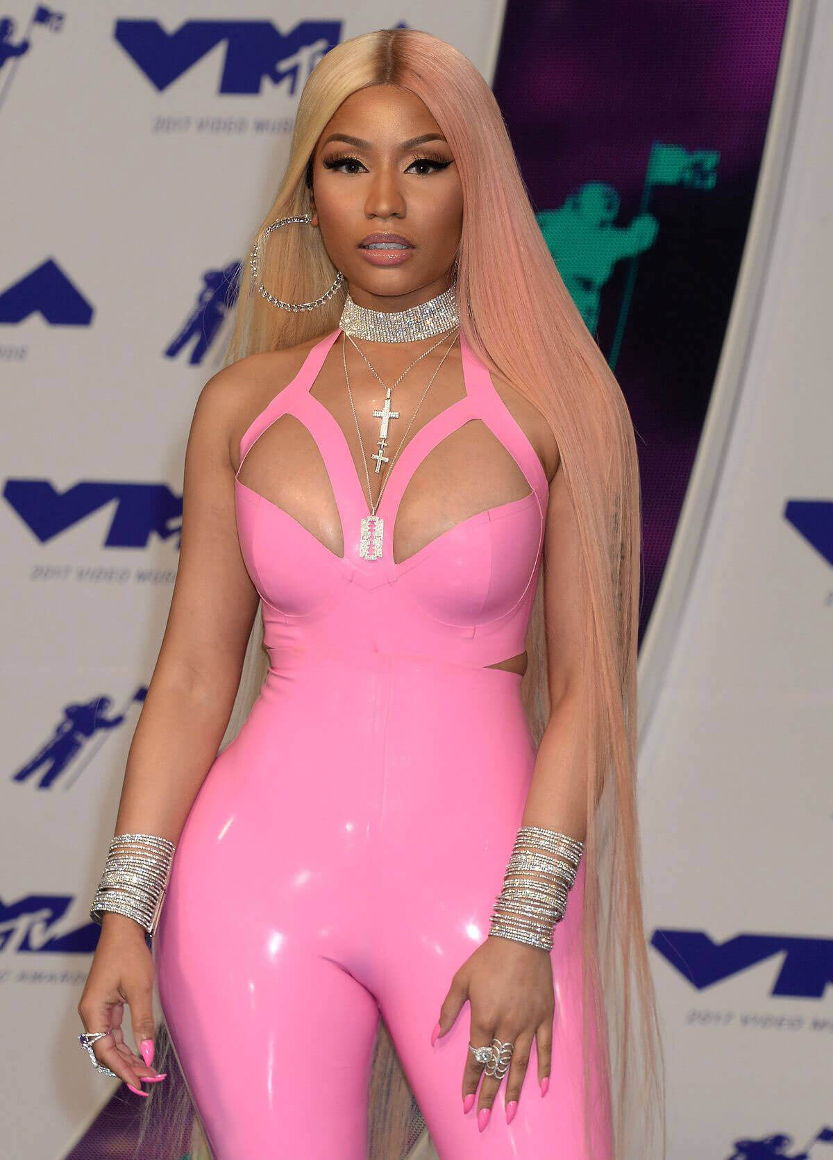 Nicki Minaj Stills at 2017 MTV Video Music Awards in Los Angeles