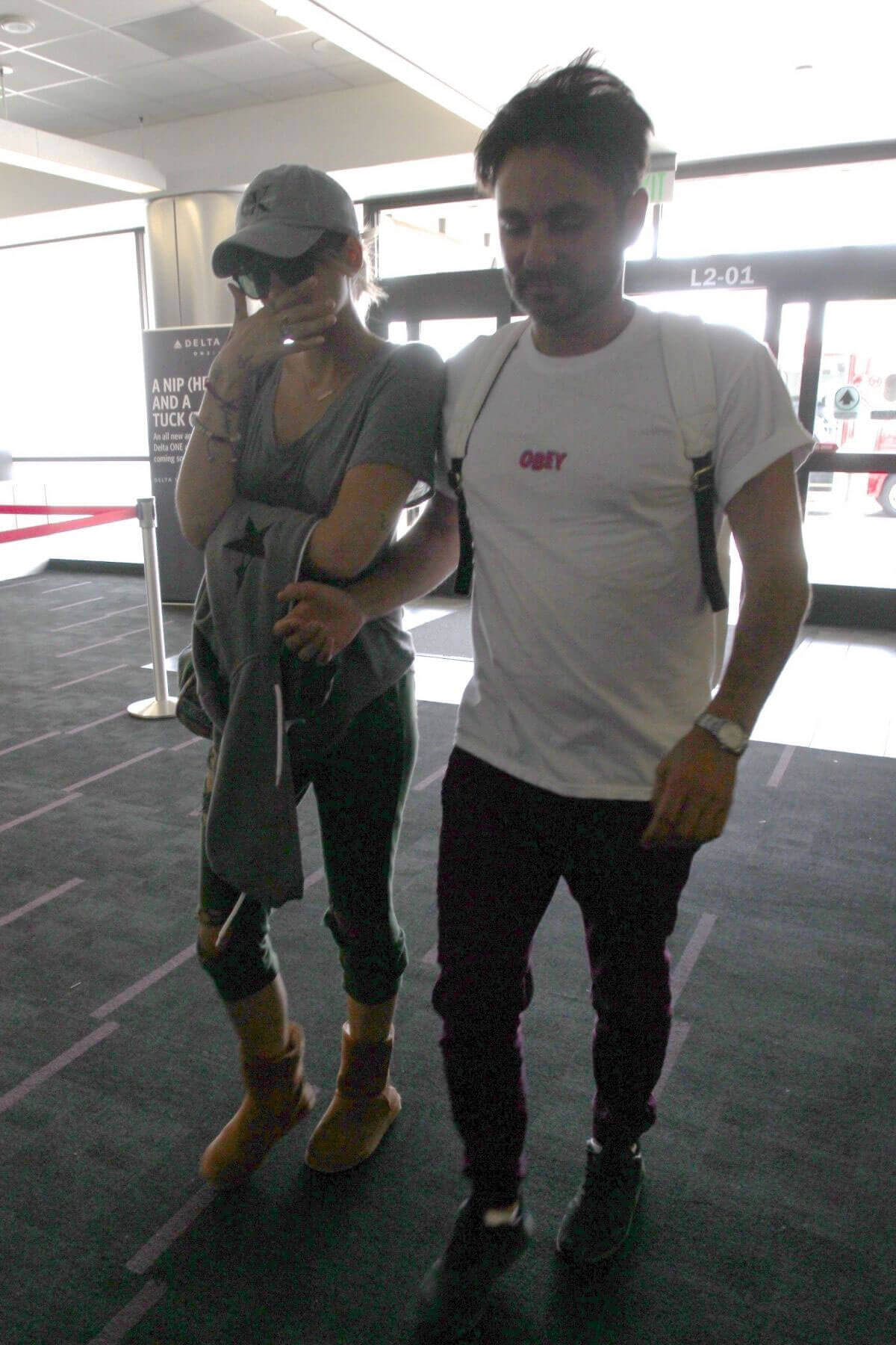 Paris Jackson Stills at Los Angeles International Airport