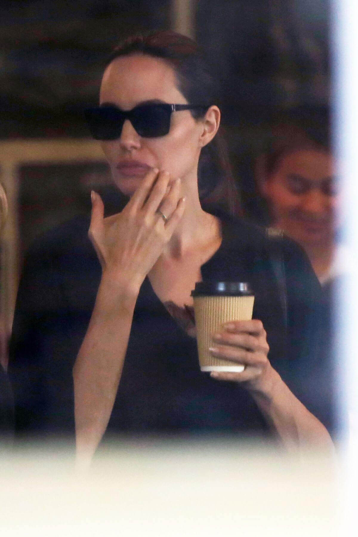 Angelina Jolie Stills Out for Lunch in Los Angeles
