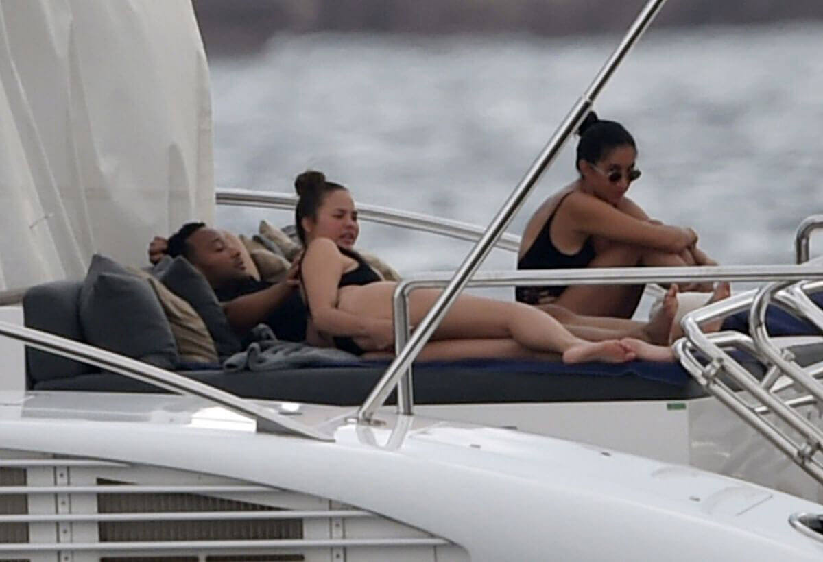 Enjoyed John Legend and Chrissy Teigen in Bikini at a Yacht in Sardinia