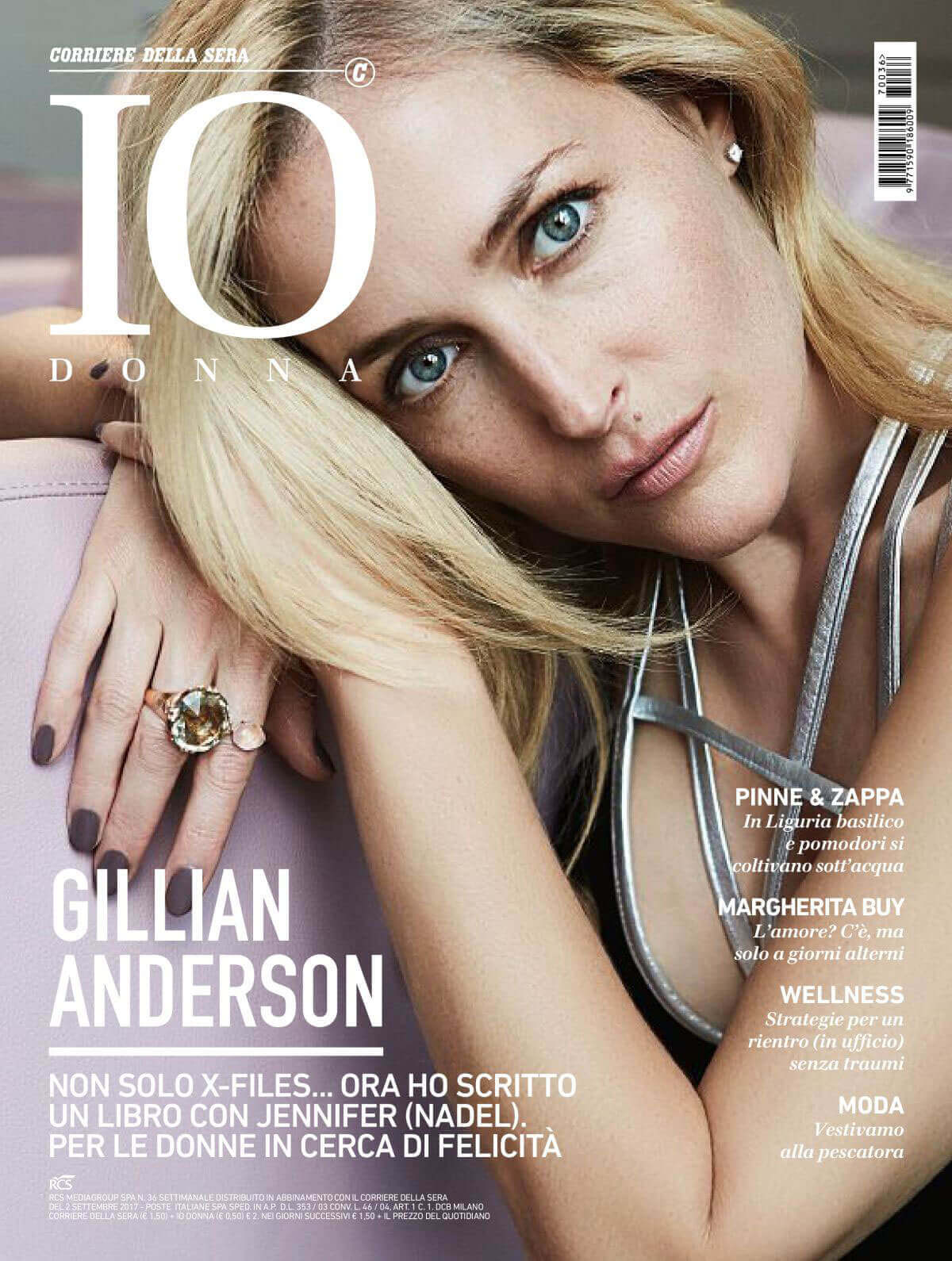 Gillian Anderson Stills in Io Donna Del Corriere Della Sera, September 2017