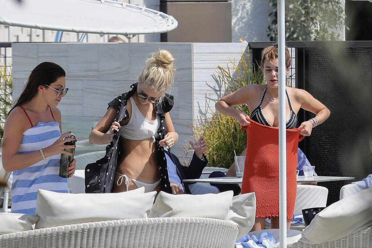 Lottie Moss and Emily Blackwell in Bikinis at a Pool in Los Angeles