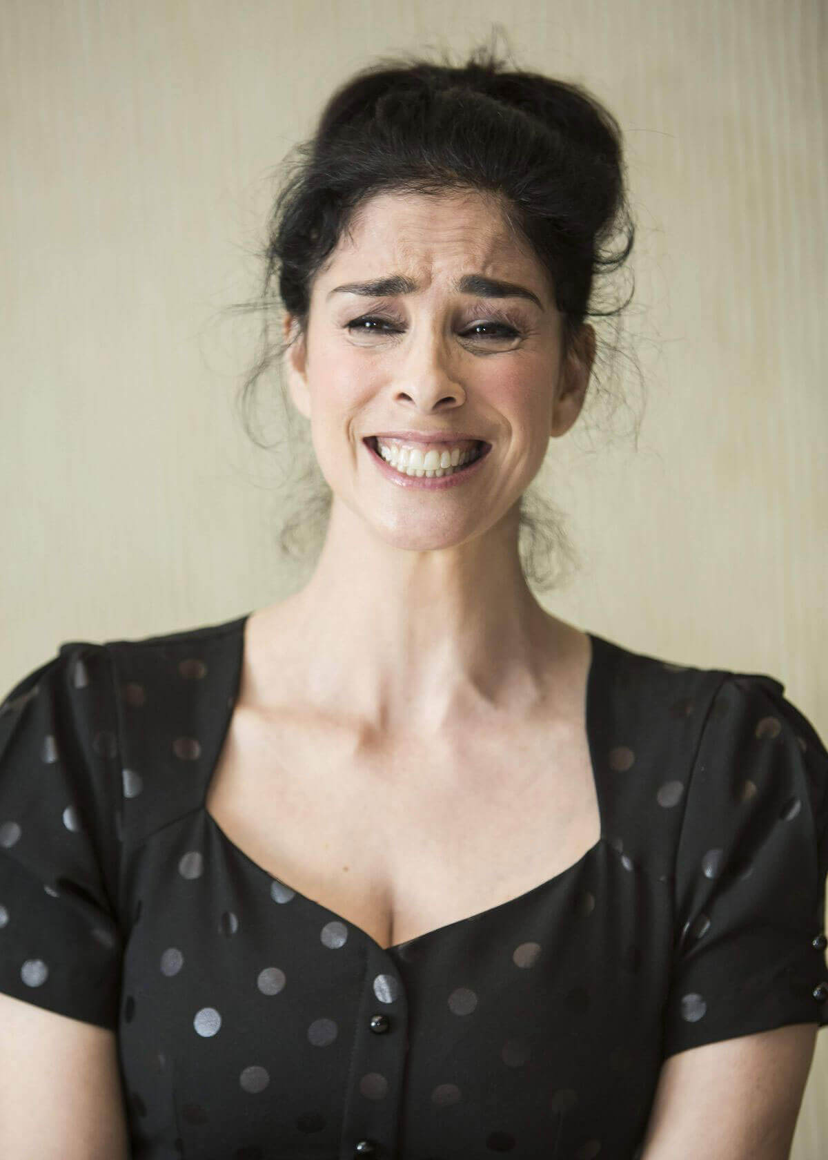 Sarah Silverman Stills on the Set of a Photoshoot in Hollywood