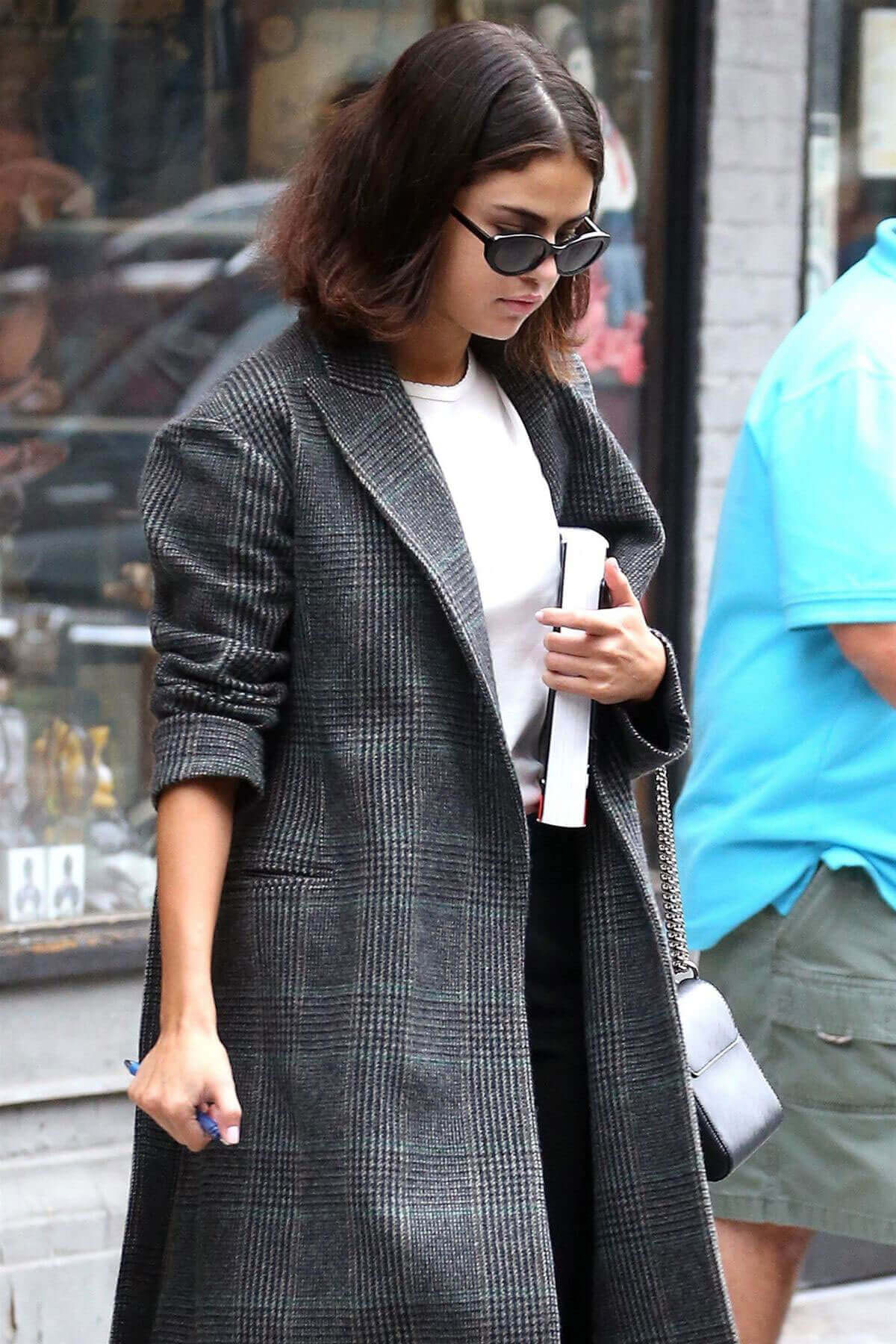 Selena Gomez Stills Leaves Her Apartment in New York