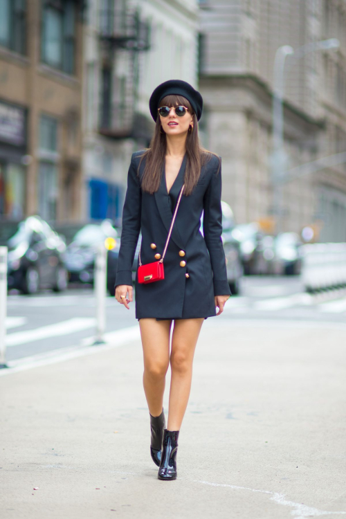 Victoria Justice Shows Off Her Legs Out in New York City 4