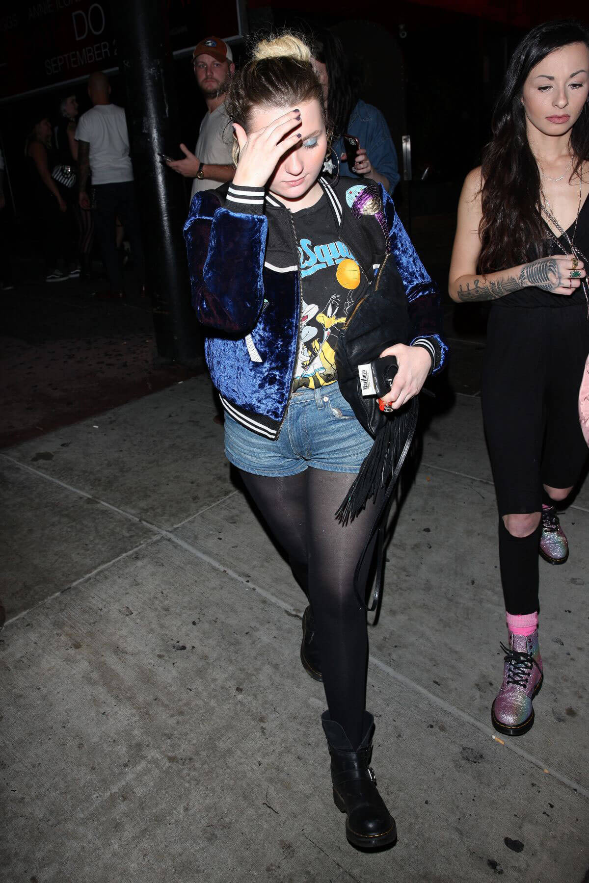 Abigail Breslin Stills at a Concert at Roxy Theatre in Los Angeles