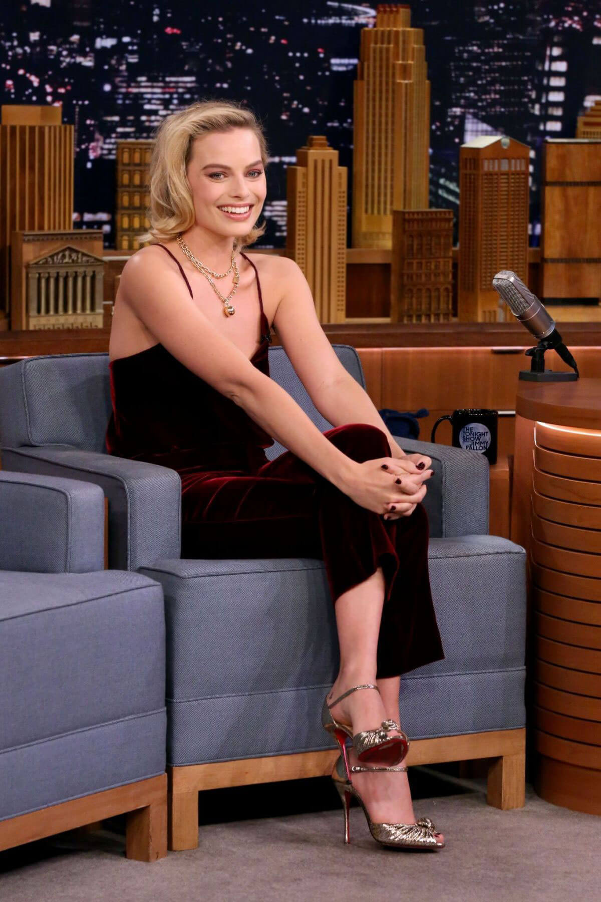 Margot Robbie wears Velvet Dress at Tonight Show Starring Jimmy Fallon