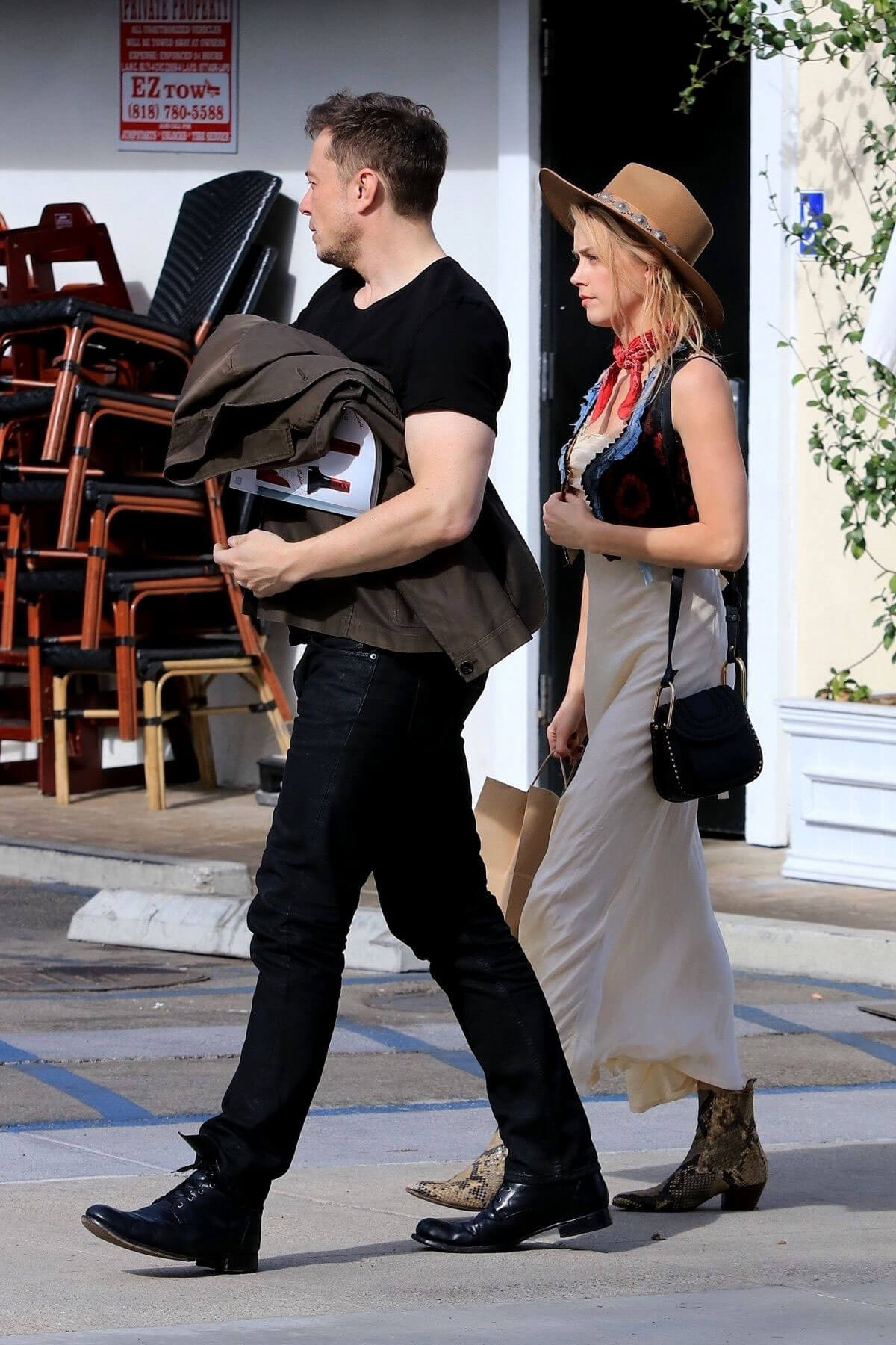 Amber Heard and Elon Musk Stills out for Breakfast at Sweet Butter Kitchen in Sherman Oaks