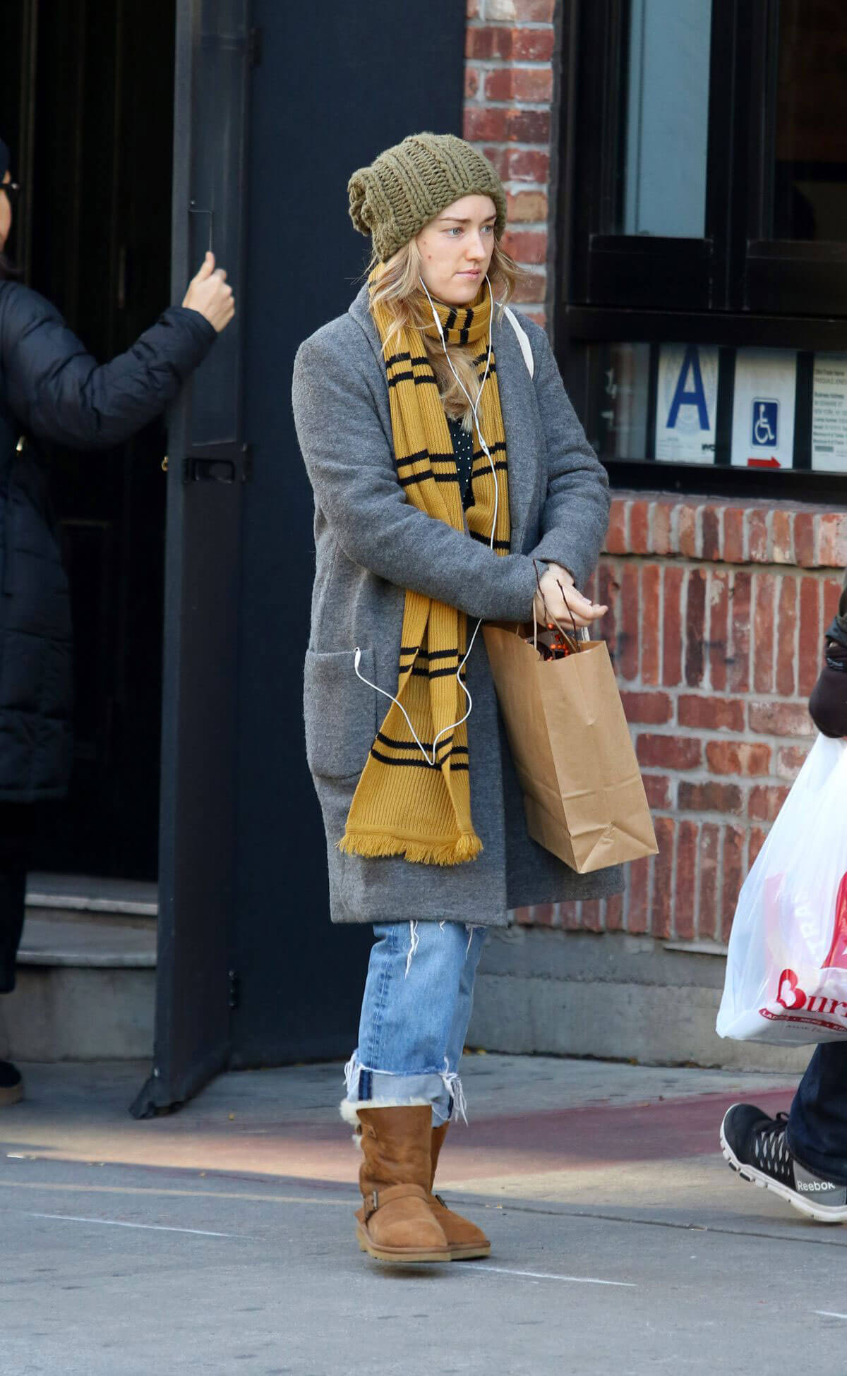American Actress Ashley Johnson wears Winter Outfit Out and About in New York