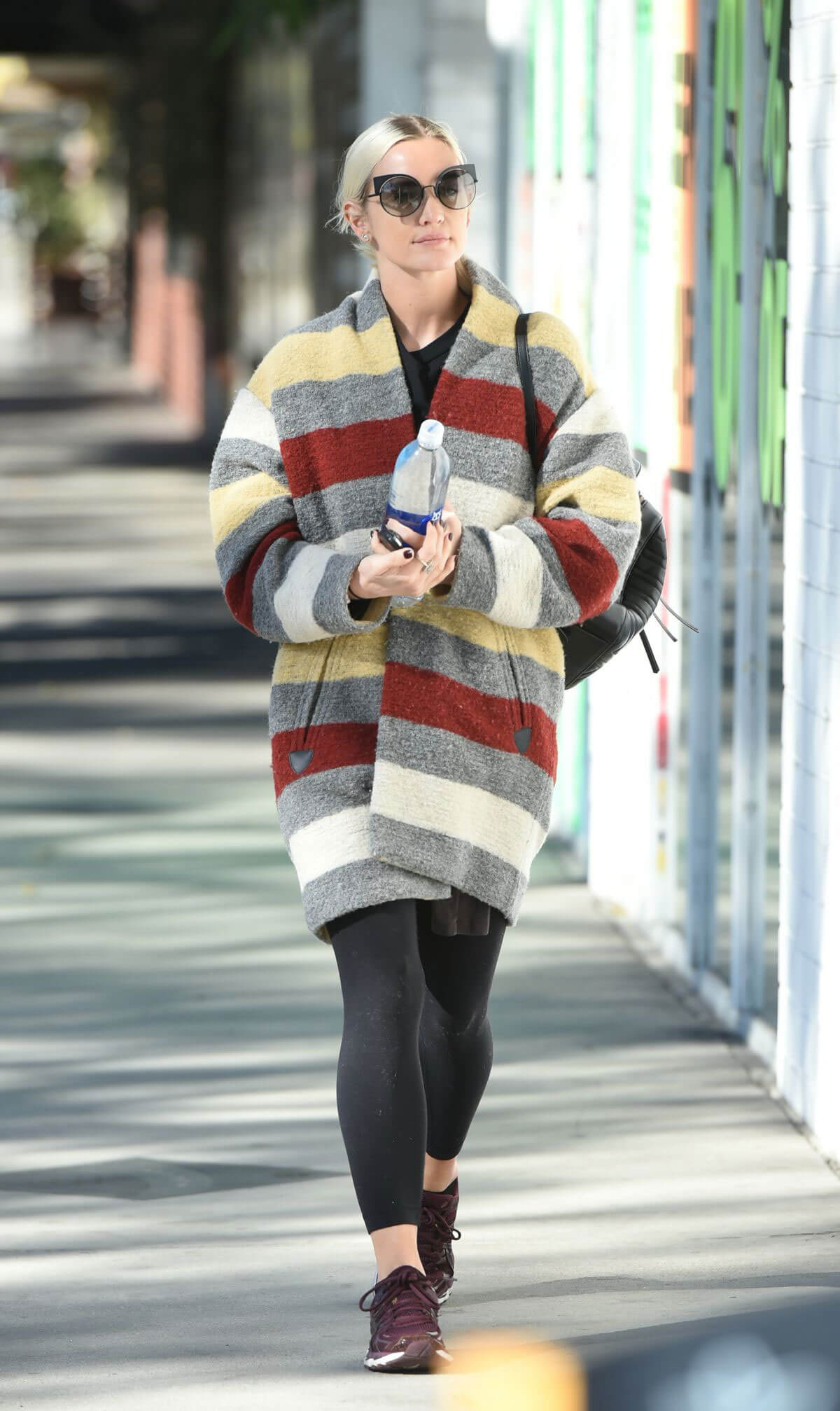 Ashlee Simpson Stills Heading to a Gym in Los Angeles