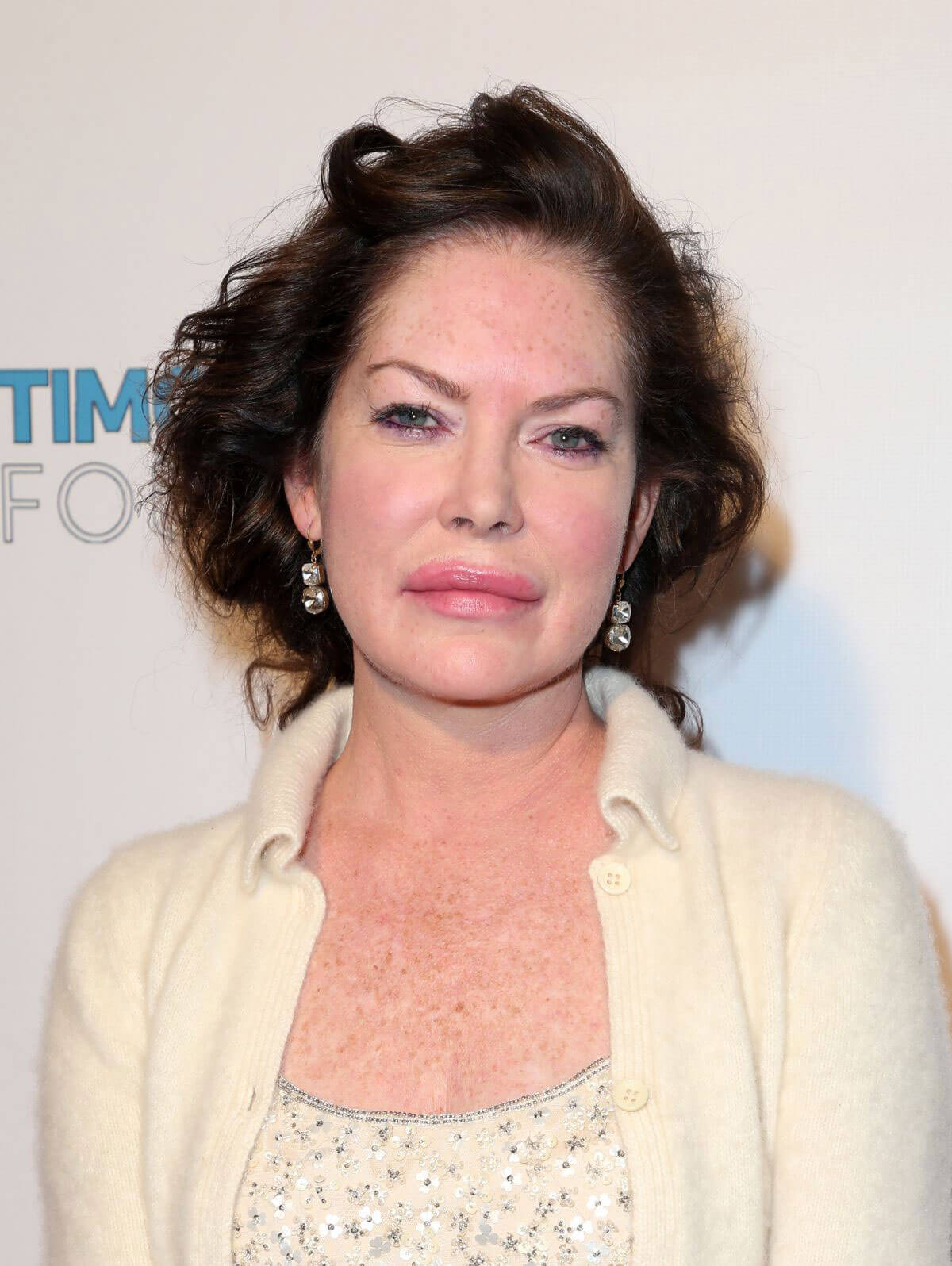Lara Flynn Boyle Stills at AMT 2017 DREAM Gala in Beverly Hills