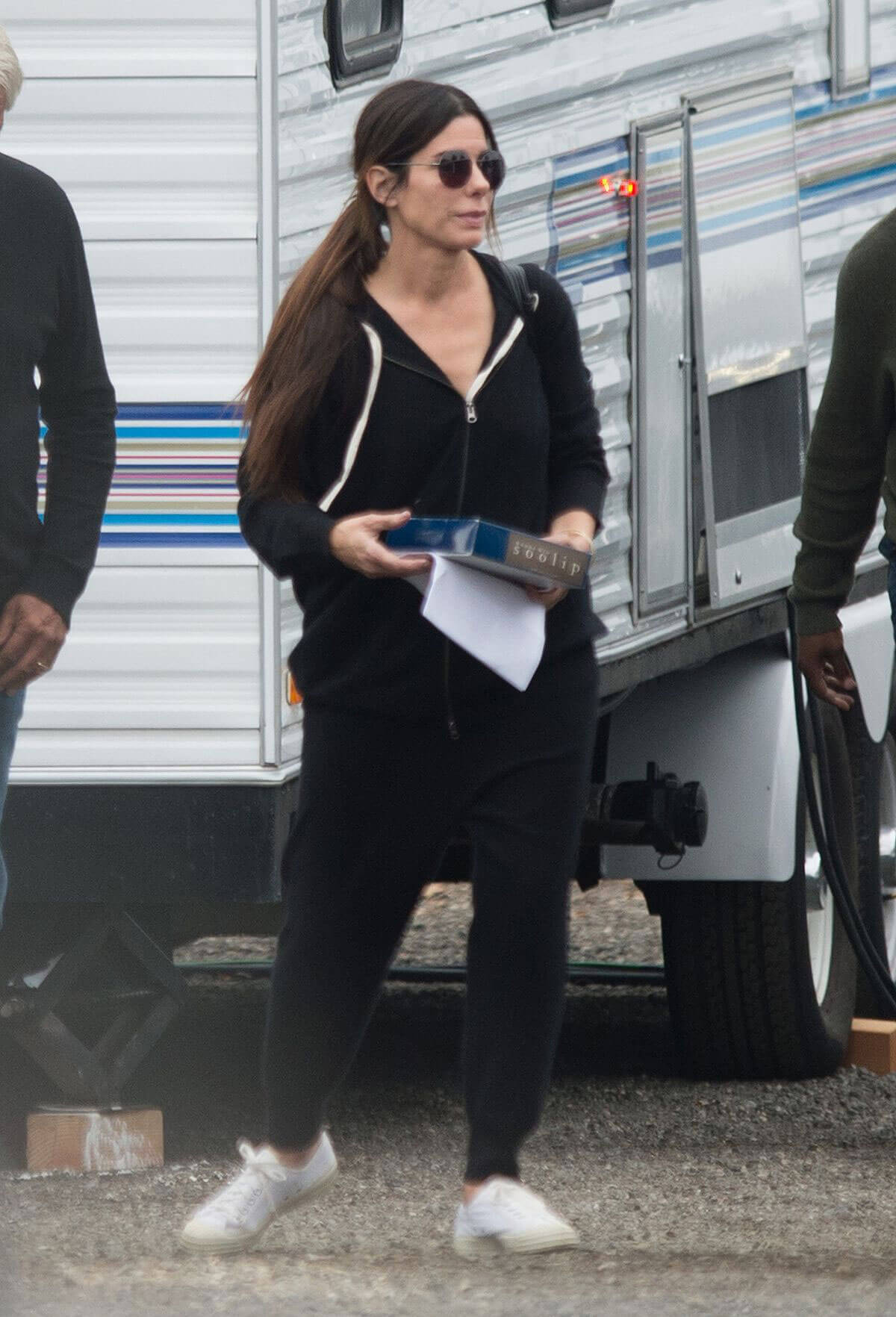 Sandra Bullock Stills on The Set of Her New Movie Bird Box in Los Angeles