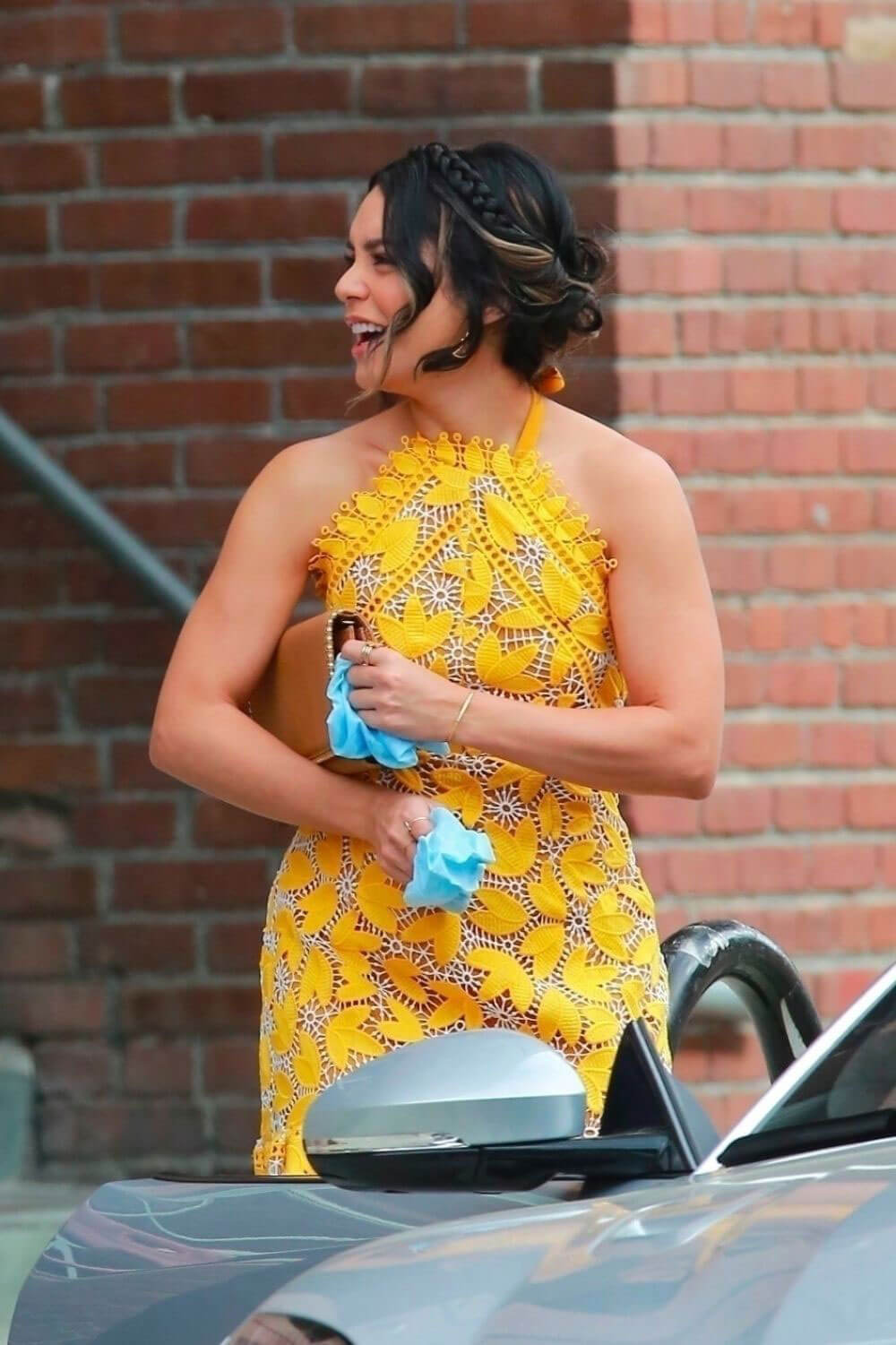 Vanessa Hudgens Stills on the Set of 